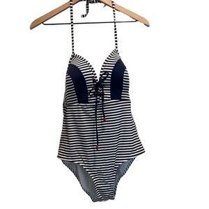 NipTuck Halter Neck Torino Stripe Navy One-Piece Swimsuit Women's Size‎ 8 Halter